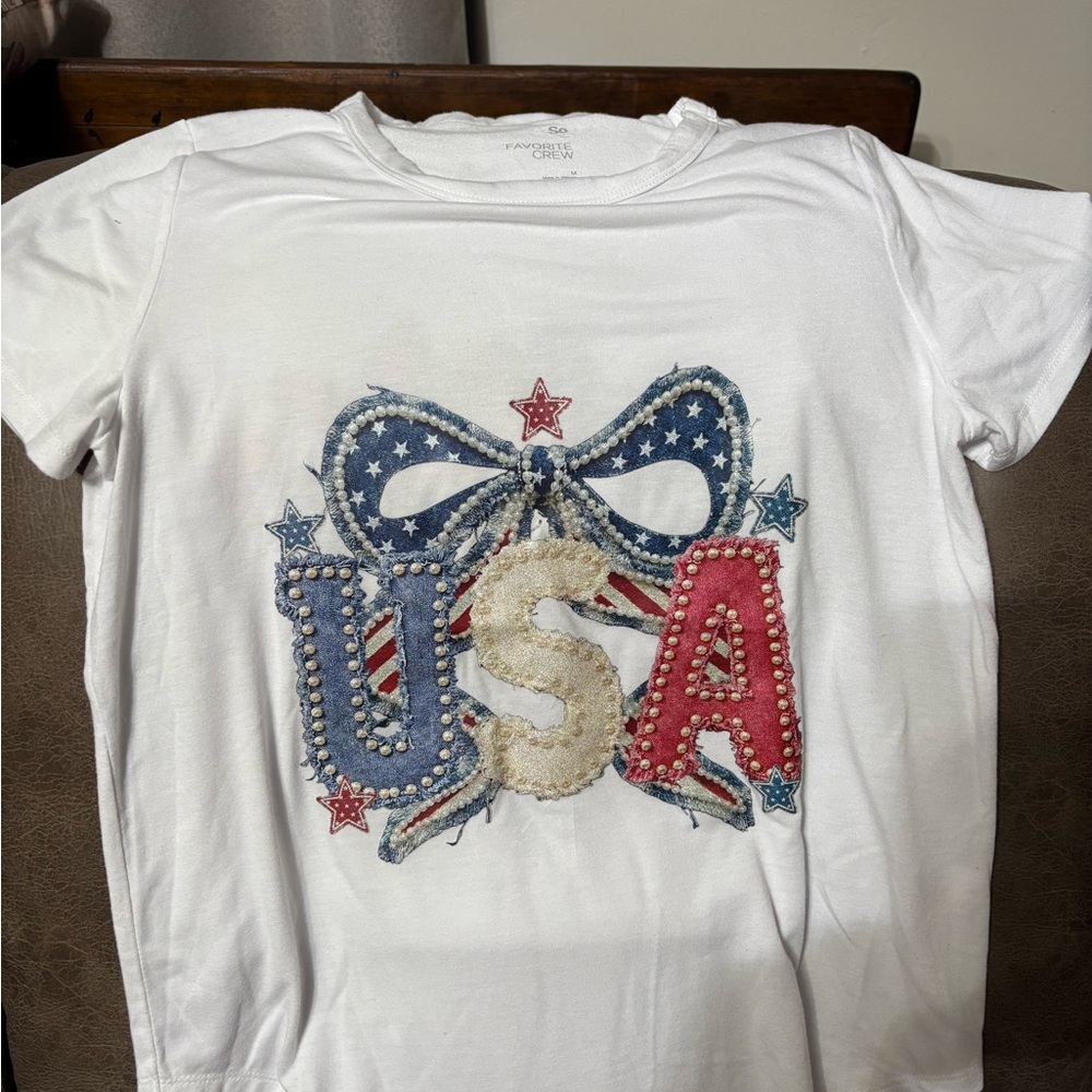 SO White Favorite Crew Tee